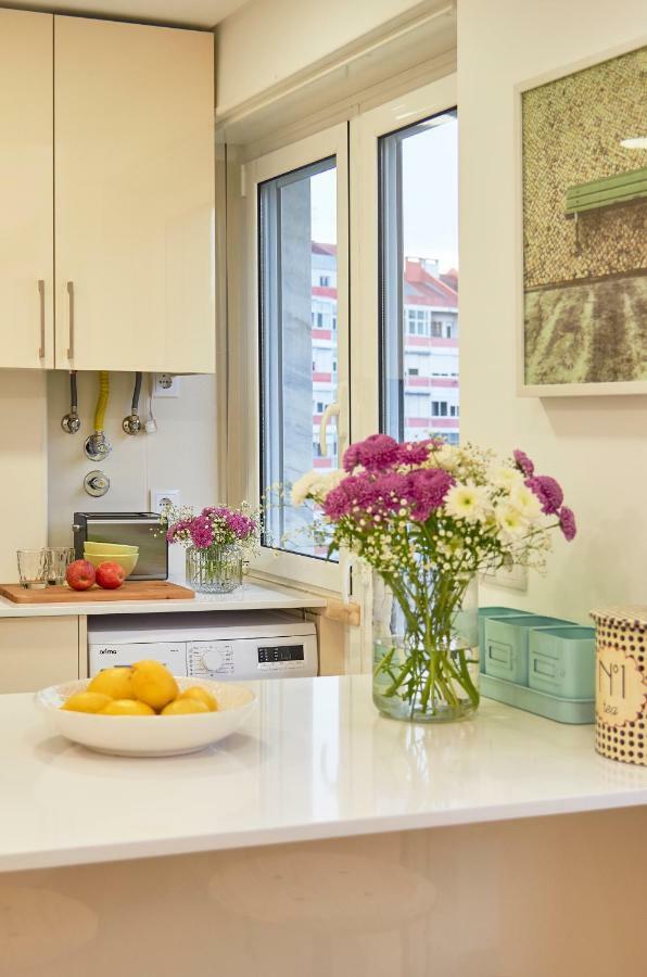 Light Apartment With Amazing Balcony, By Timecooler Lisboa Ngoại thất bức ảnh